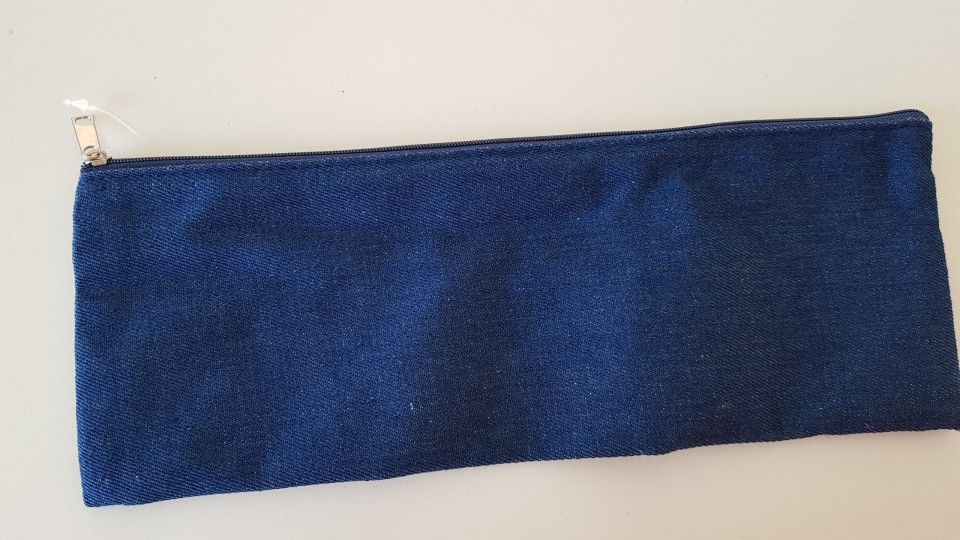 projects - pencil case upcycled